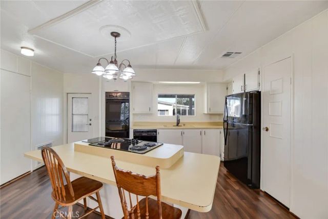 3945 Bradford 55, La Verne, CA 91750