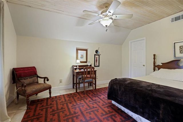 175 Riverview Trail, Roswell, GA 30075