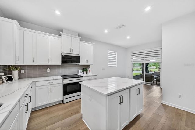 11404 SUNSAIL AVENUE, Orlando, FL 32832