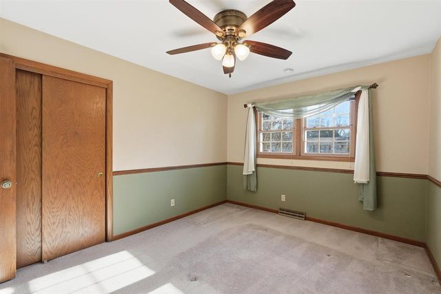 414 Woodview Drive, Sun Prairie, WI 53590