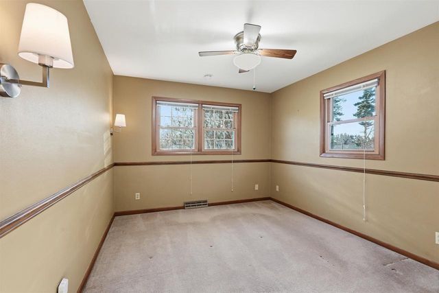 414 Woodview Drive, Sun Prairie, WI 53590