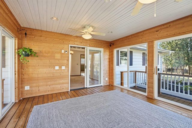 414 Woodview Drive, Sun Prairie, WI 53590