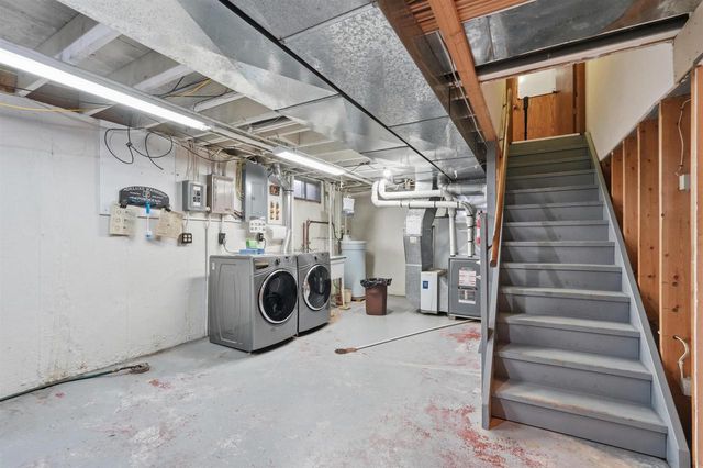 414 Woodview Drive, Sun Prairie, WI 53590