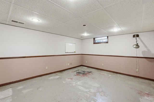 414 Woodview Drive, Sun Prairie, WI 53590