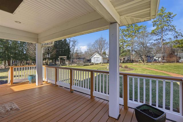 414 Woodview Drive, Sun Prairie, WI 53590