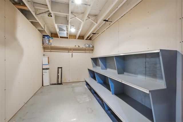 414 Woodview Drive, Sun Prairie, WI 53590