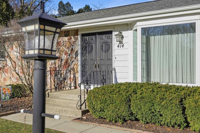 414 Woodview Drive, Sun Prairie, WI 53590