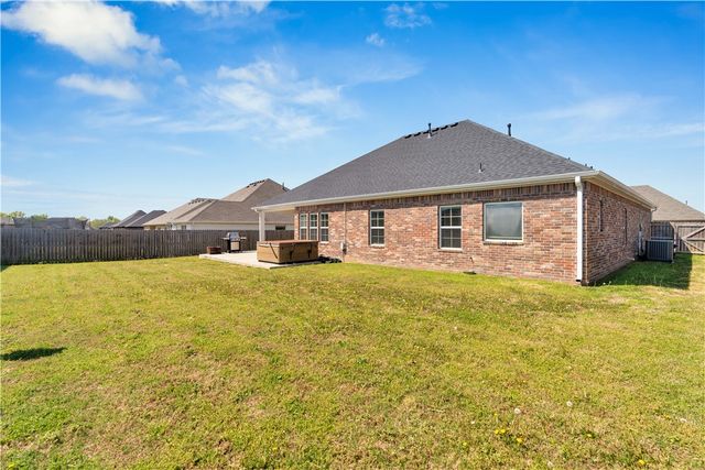 1234 Cassia Street, Tontitown, AR 72762