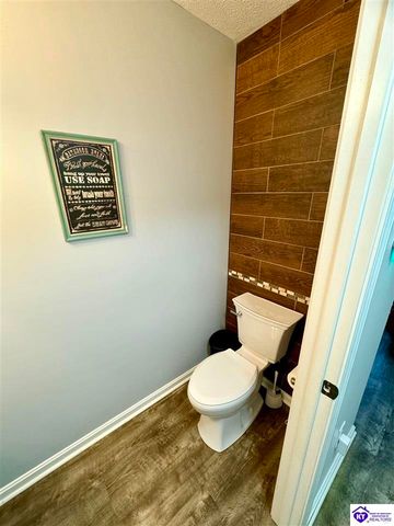 244 Blossom Lane, Elizabethtown, KY 42701