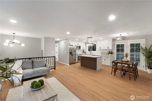 2503 Natalie Lane, Steilacoom, WA 98388