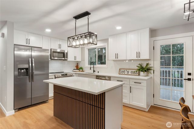 2503 Natalie Lane, Steilacoom, WA 98388