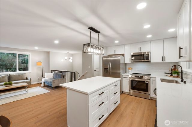 2503 Natalie Lane, Steilacoom, WA 98388