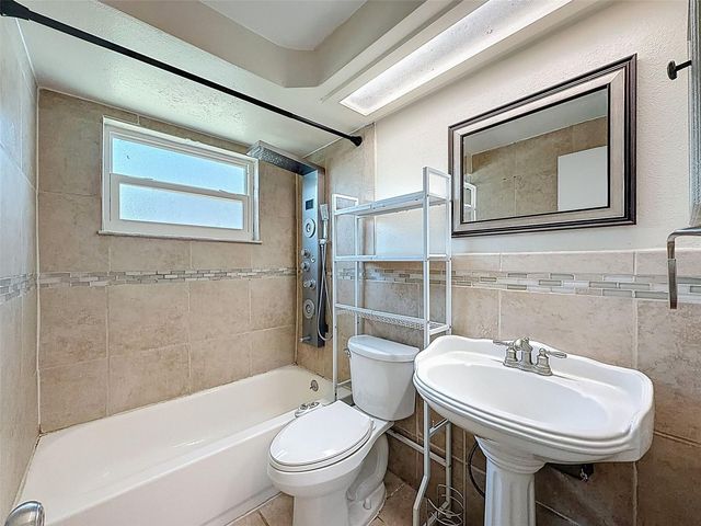 4130 CRESTFIELD AVENUE, Holiday, FL 34691