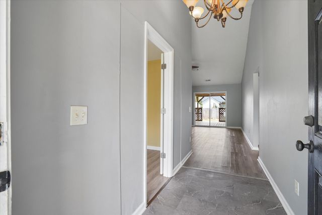 109 Dovetail Circle, Summerville, SC 29483
