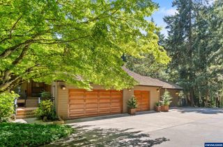 6090 NW Rosewood Dr, Corvallis, OR 97330