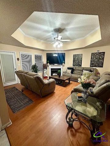 108 Christine, Perry, GA 31069