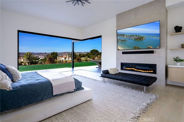 7663 E Corto, Anaheim Hills, CA 92808