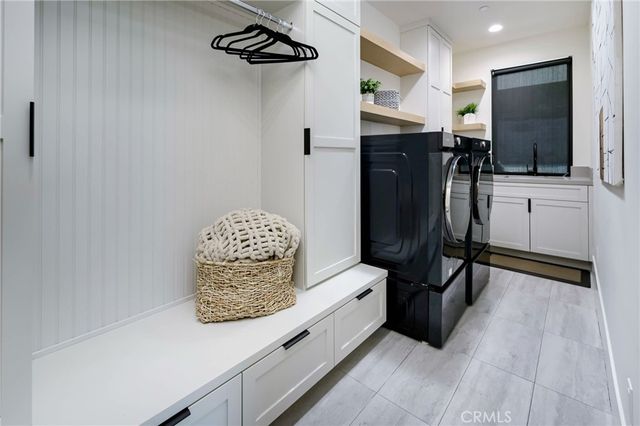 7663 E Corto, Anaheim Hills, CA 92808
