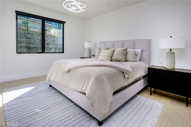 7663 E Corto, Anaheim Hills, CA 92808