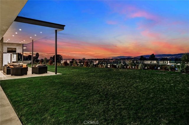7663 E Corto, Anaheim Hills, CA 92808