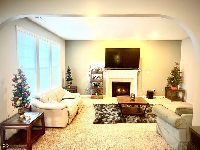 6928 W Winding Bend, Mccordsville, IN 46055