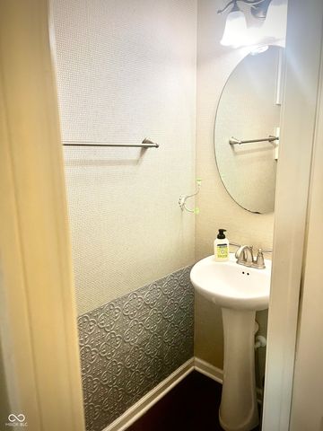 6928 W Winding Bend, Mccordsville, IN 46055