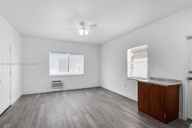 835 83rd St, Miami Beach, FL 33141