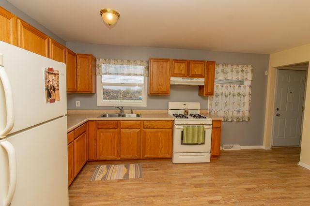 208 Meadow Lane, Lowell, IN 46356