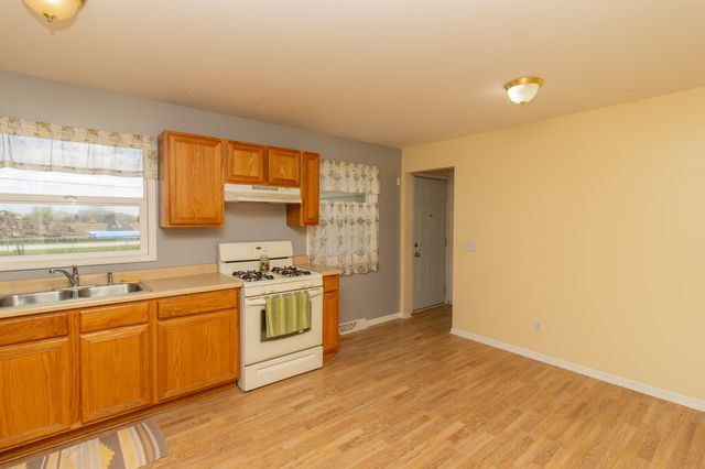 208 Meadow Lane, Lowell, IN 46356
