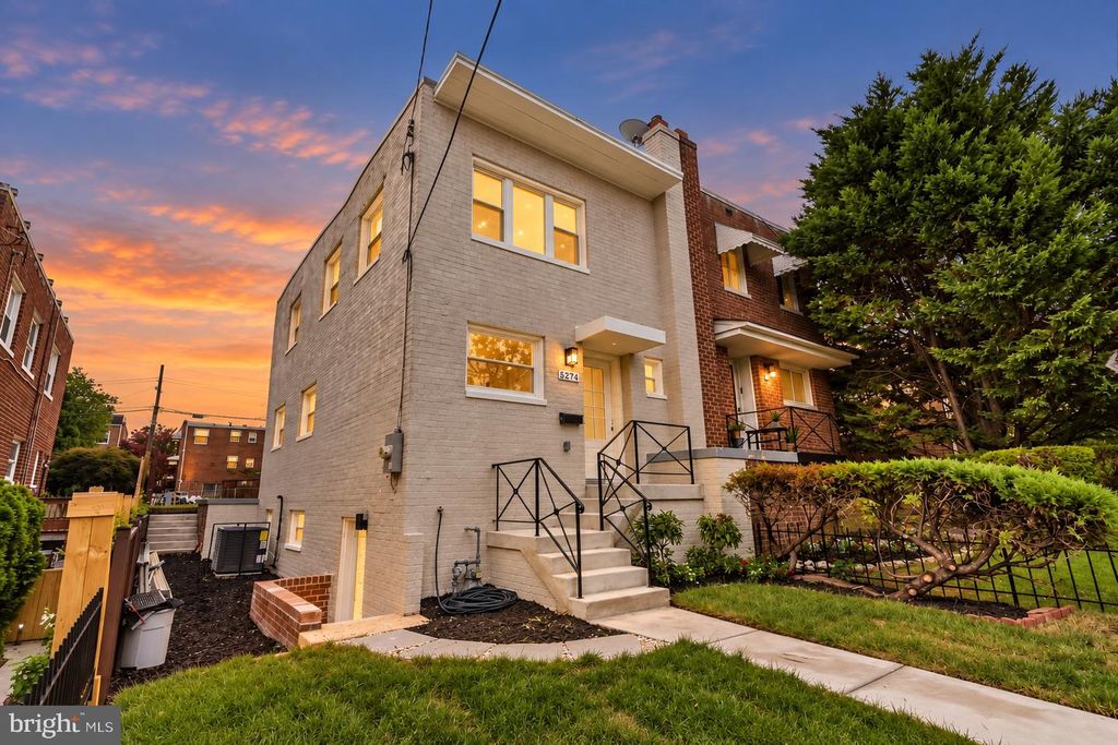5274 CHILLUM PL NE, Washington, DC 20011