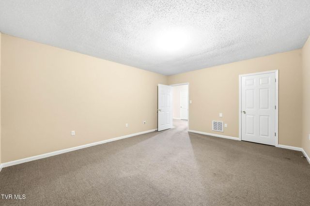 1812 Boones Creek Road, Jonesborough, TN 37659