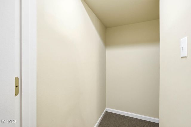 1812 Boones Creek Road, Jonesborough, TN 37659