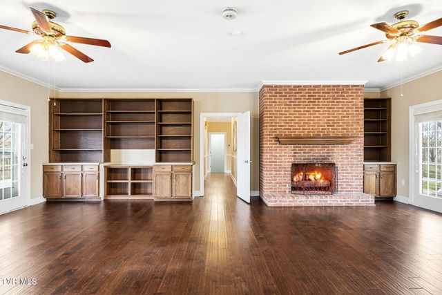 1812 Boones Creek Road, Jonesborough, TN 37659