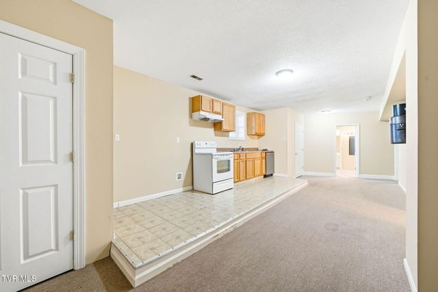 1812 Boones Creek Road, Jonesborough, TN 37659