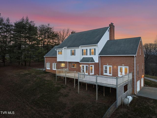 1812 Boones Creek Road, Jonesborough, TN 37659