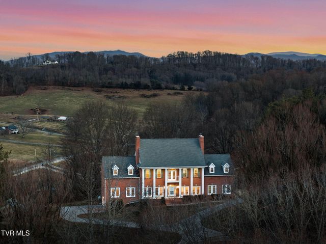 1812 Boones Creek Road, Jonesborough, TN 37659