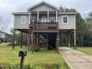 6102 Lepoma Avenue, Biloxi, MS 39532