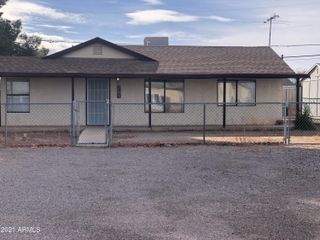 261 W LINDBERGH Avenue, Coolidge, AZ 85128