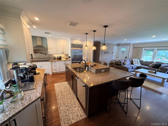 35 Ranch Drive, Shirley, NY 11967