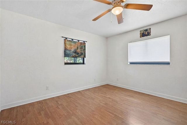 1802 SE 11th PL, Cape Coral, FL 33990