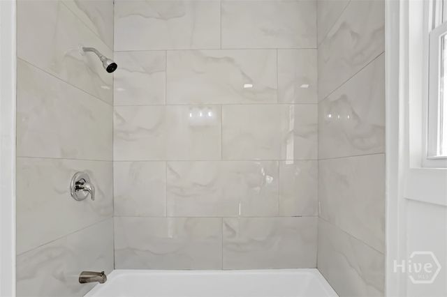 636 W 48th Street, Savannah, GA 31405