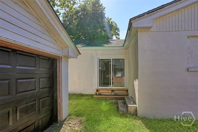 636 W 48th Street, Savannah, GA 31405