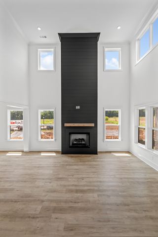 5001 Fairhaven Cir, Thompsons Station, TN 37179