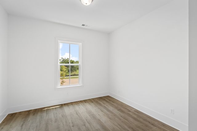 5001 Fairhaven Cir, Thompsons Station, TN 37179