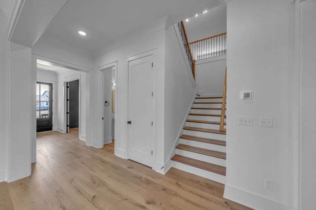 5001 Fairhaven Cir, Thompsons Station, TN 37179