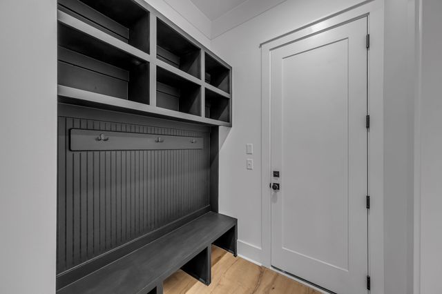 5001 Fairhaven Cir, Thompsons Station, TN 37179