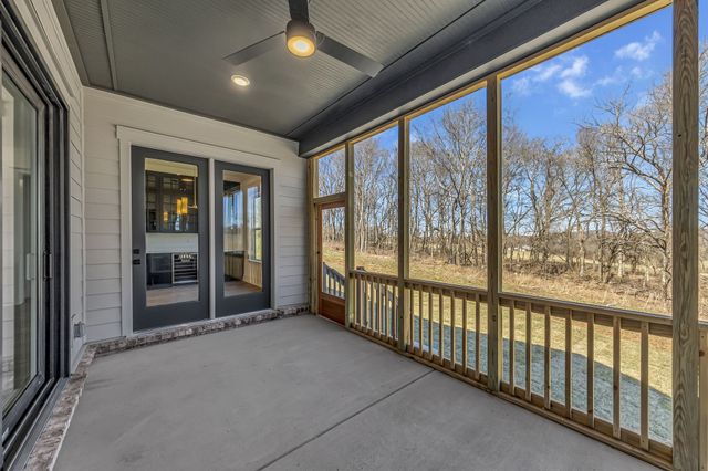 5001 Fairhaven Cir, Thompsons Station, TN 37179