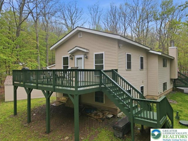 149 McMichaels Court, Chestnuthill Twp, PA 18360