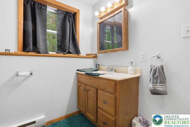 149 McMichaels Court, Chestnuthill Twp, PA 18360