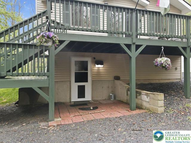 149 McMichaels Court, Chestnuthill Twp, PA 18360